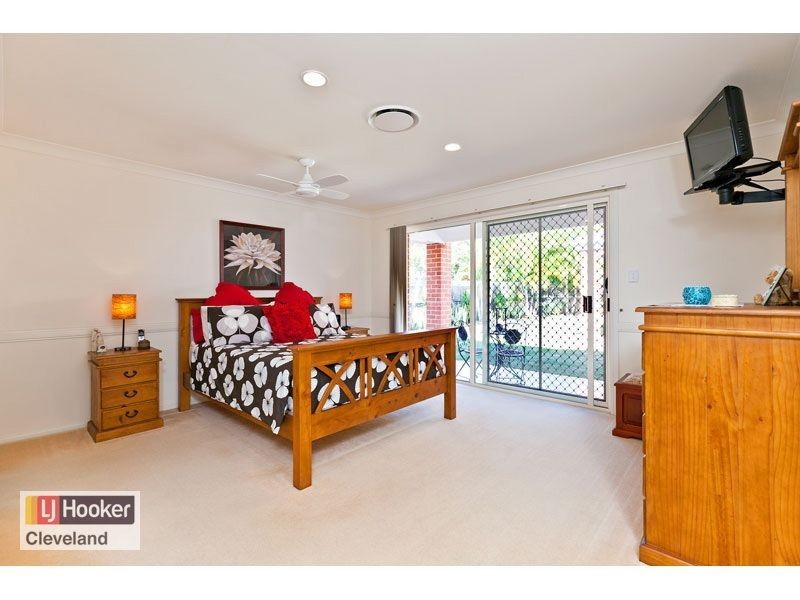 12 Darcelle Place, Ormiston QLD 4160