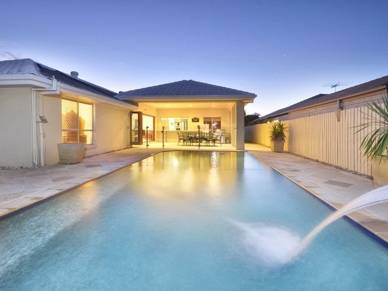10 Nautilus Drive, Ormiston QLD 4160