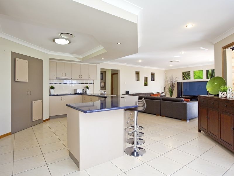 83 Clifford Perske Drive, Thornlands QLD 4164