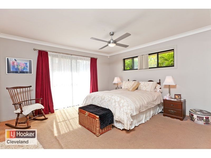 25 Attenborough Cct, Redland Bay QLD 4165