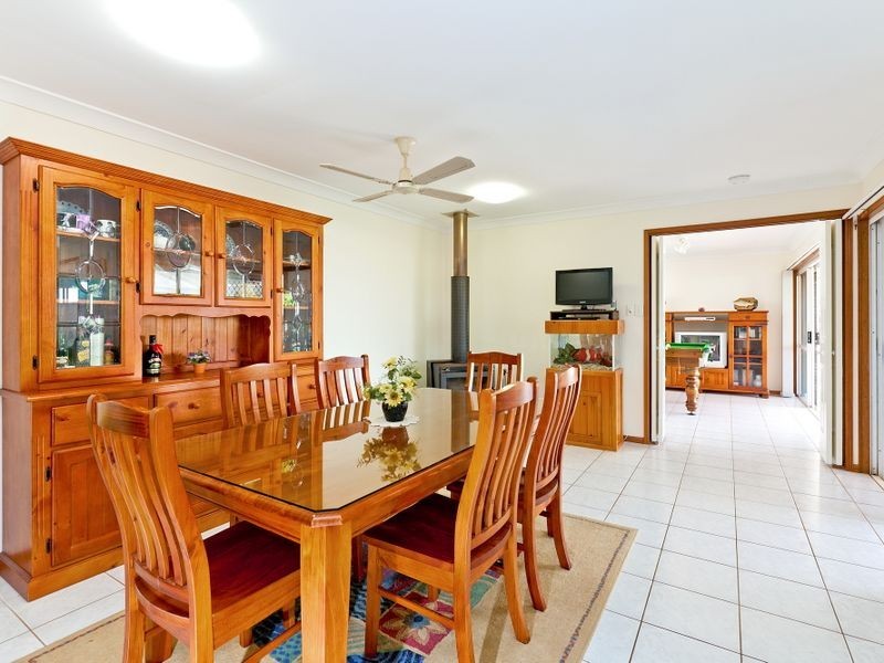 4 Sylvania Street, Wellington Point QLD 4160