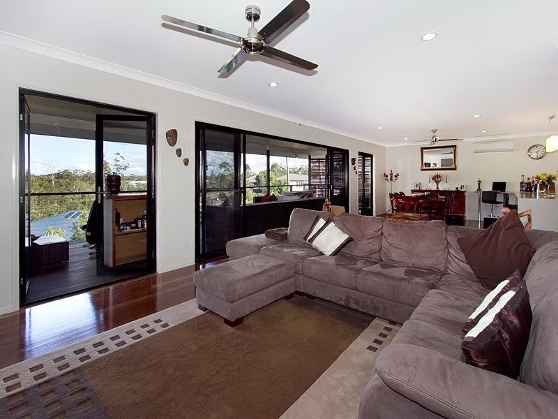 25 Explorers Way, Mount Cotton QLD 4165
