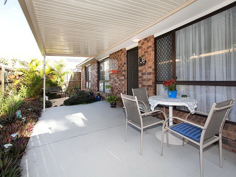 1/56 Benfer Road, Victoria Point QLD 4165