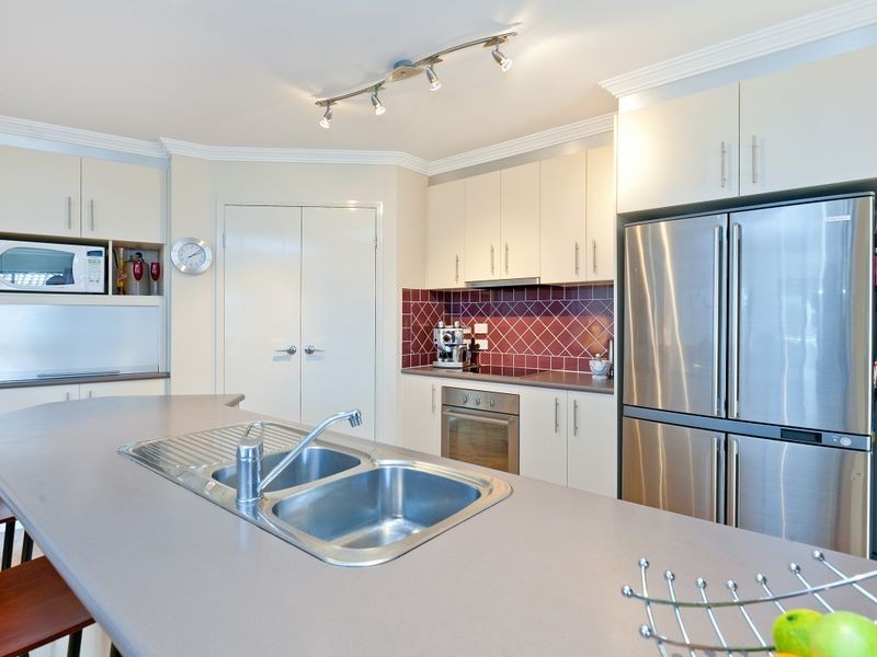 10 Hayman Street, Redland Bay QLD 4165