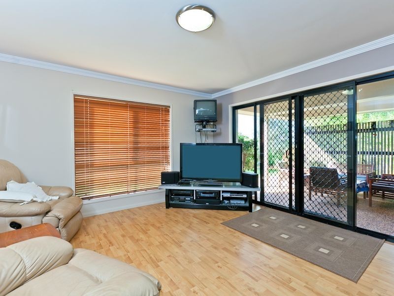 10 Hayman Street, Redland Bay QLD 4165
