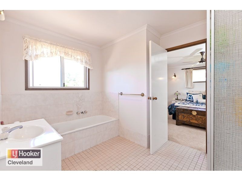 35 Clearwater Street, Ormiston QLD 4160