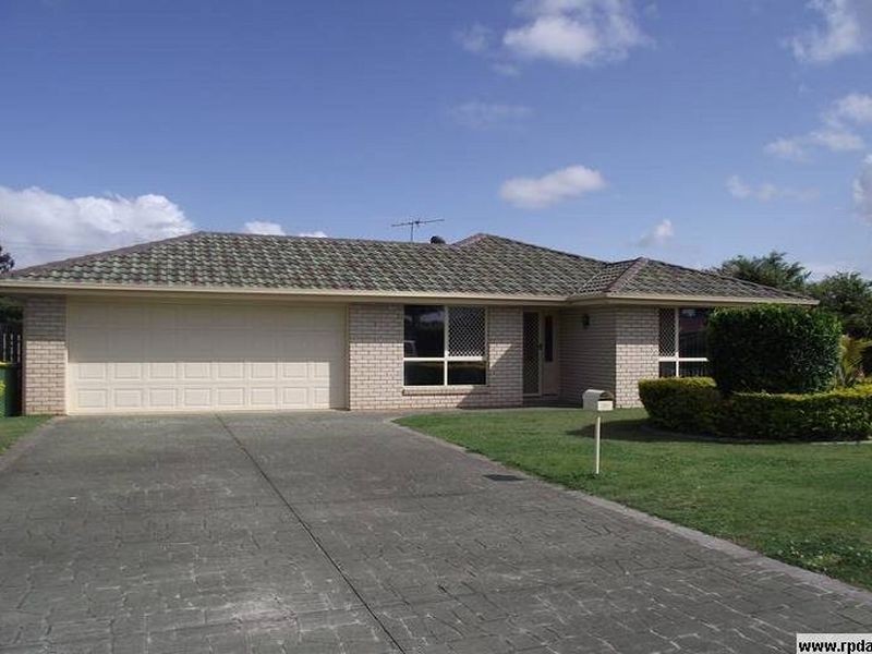 27 Daysland, Victoria Point QLD 4165
