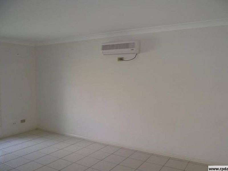 27 Daysland, Victoria Point QLD 4165
