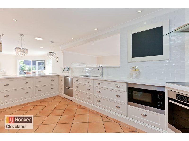 10 Kingsley Place, Cleveland QLD 4163