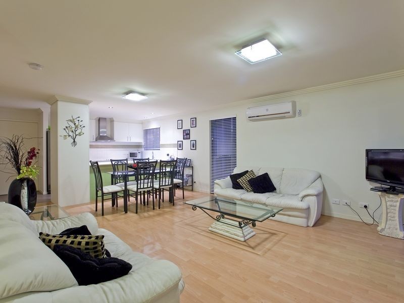 2/45-47 Channel Street, Cleveland QLD 4163