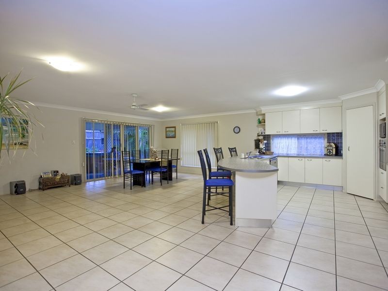 10 Whepstead Ave, Wellington Point QLD 4160