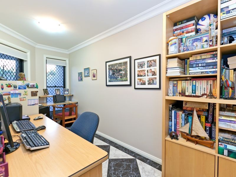 1/21 Sternlight Court, Raby Bay QLD 4163