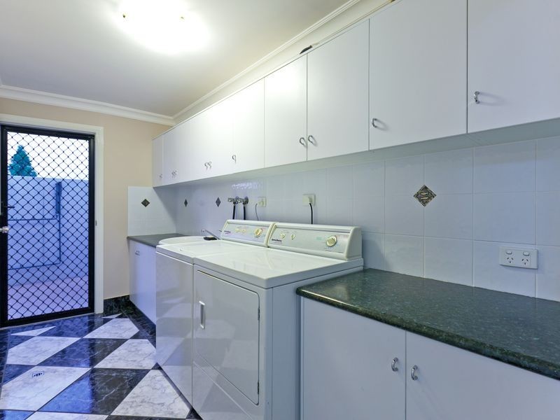 1/21 Sternlight Court, Raby Bay QLD 4163