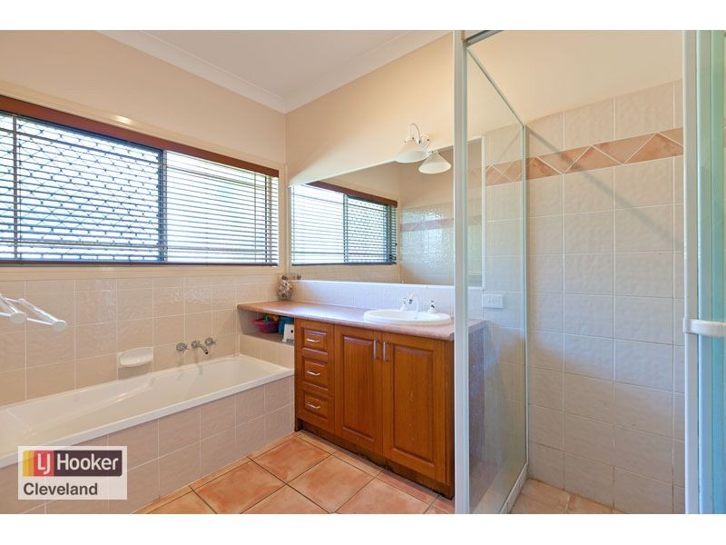 10 Genevieve Court, Wellington Point QLD 4160