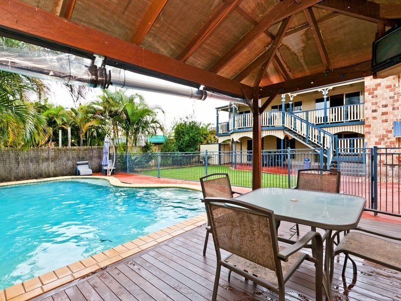 24 Kimbolton Drive, Redland Bay QLD 4165