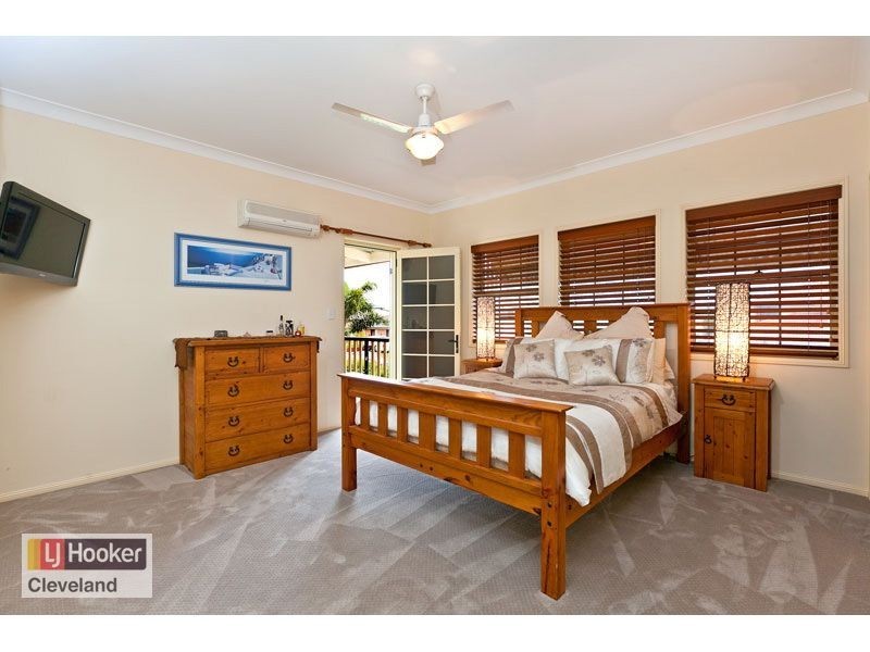 24 Kimbolton Drive, Redland Bay QLD 4165