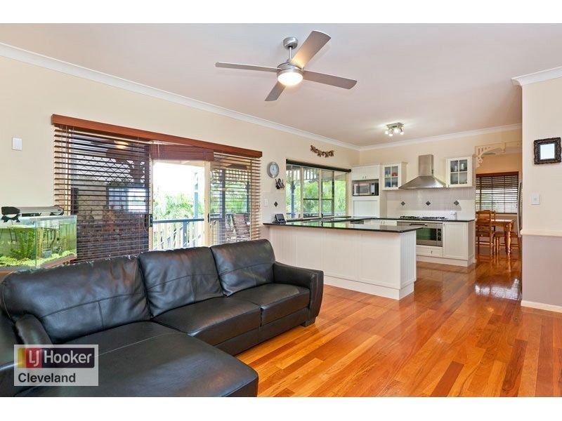 24 Kimbolton Drive, Redland Bay QLD 4165