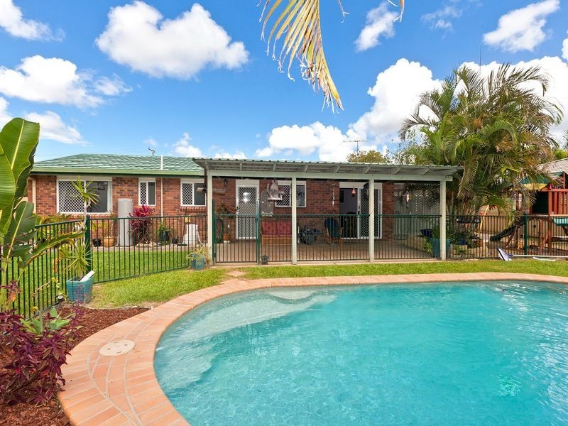 10 Anita Street, Redland Bay QLD 4165