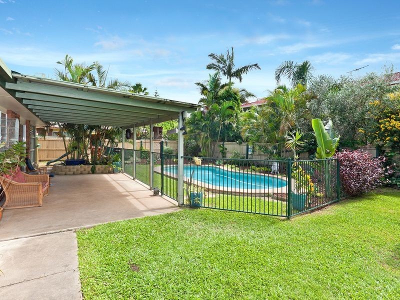 10 Anita Street, Redland Bay QLD 4165