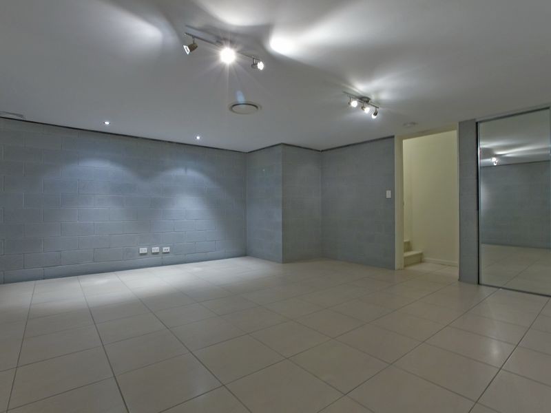 Unit 8/ 62 Island Street, Cleveland QLD 4163