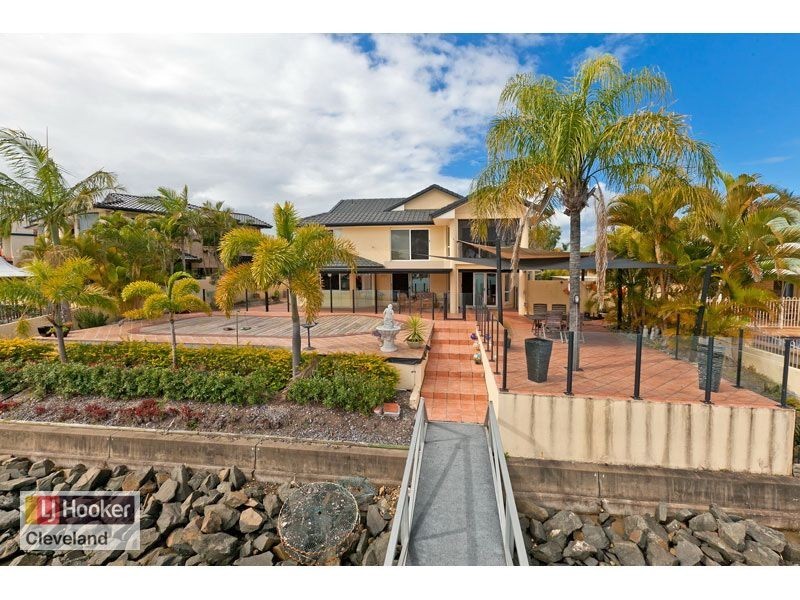 18 Mainroyal Court, Raby Bay QLD 4163