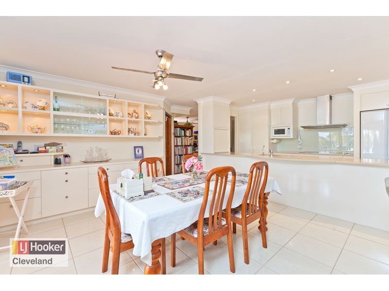 18 Mainroyal Court, Raby Bay QLD 4163