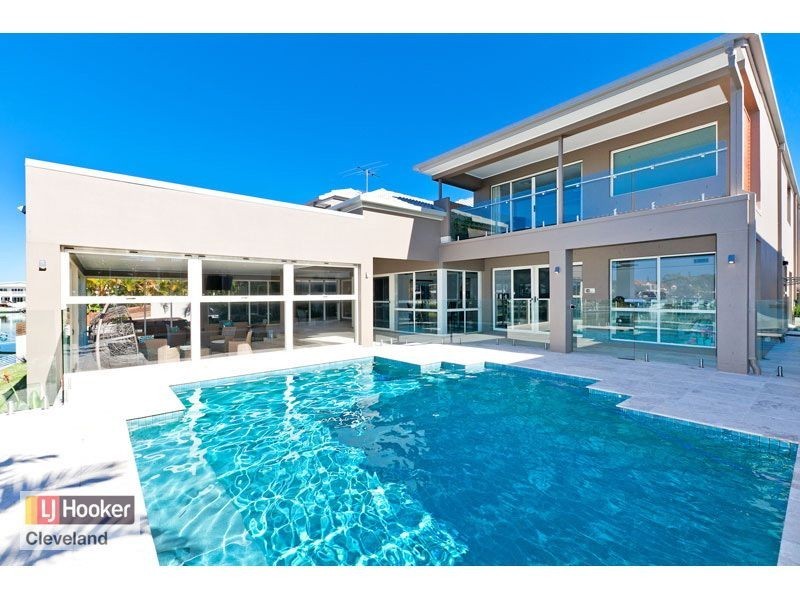 8 Piermont Place, Raby Bay QLD 4163