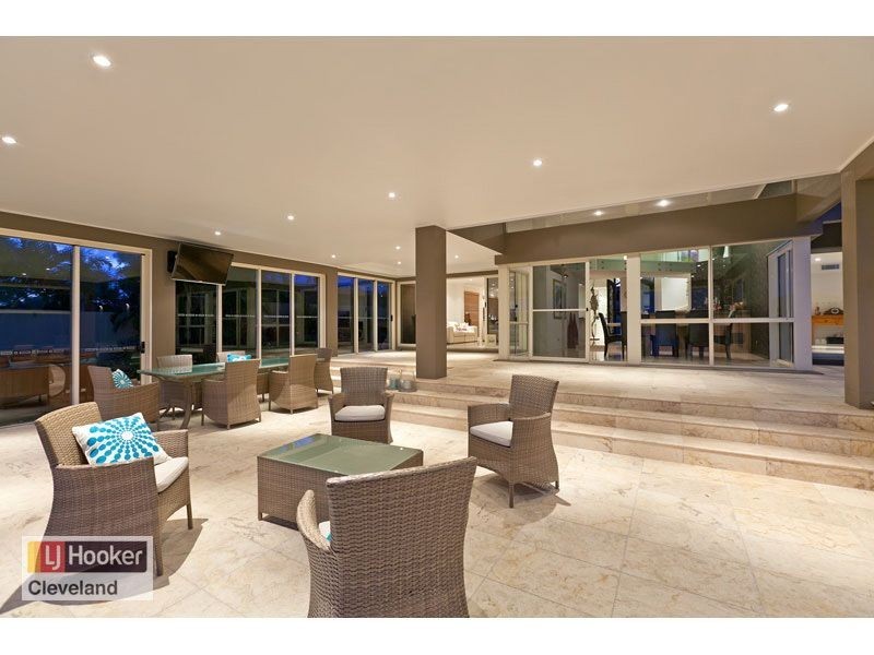 8 Piermont Place, Raby Bay QLD 4163