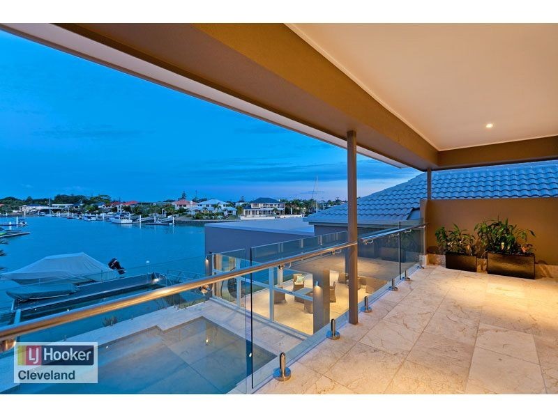 8 Piermont Place, Raby Bay QLD 4163