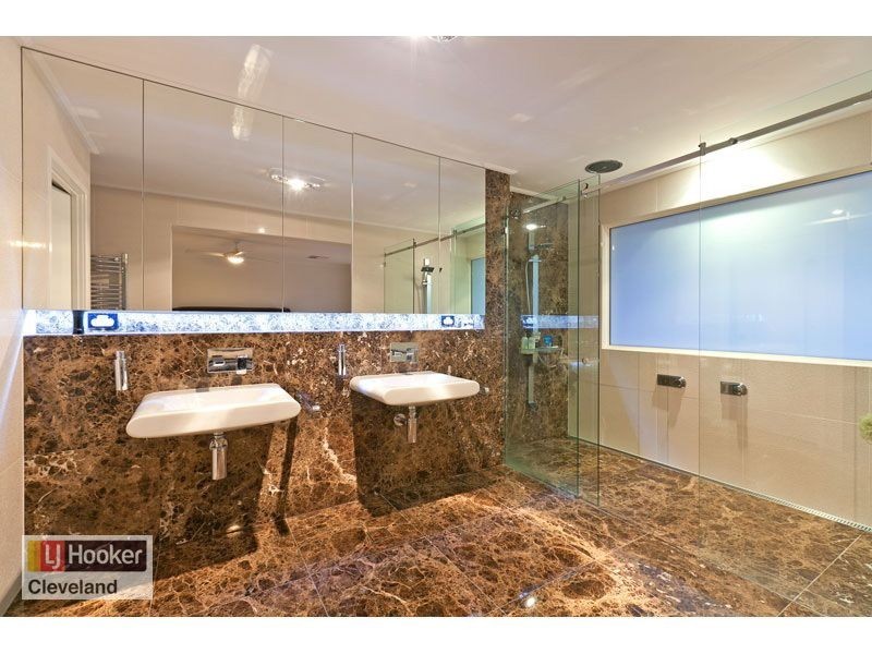 8 Piermont Place, Raby Bay QLD 4163