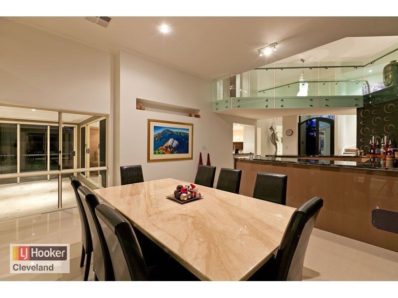 8 Piermont Place, Raby Bay QLD 4163