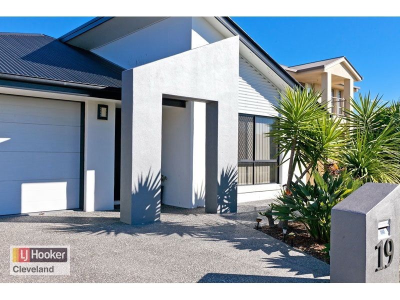 19 Manning Esplanade, Thornlands QLD 4164