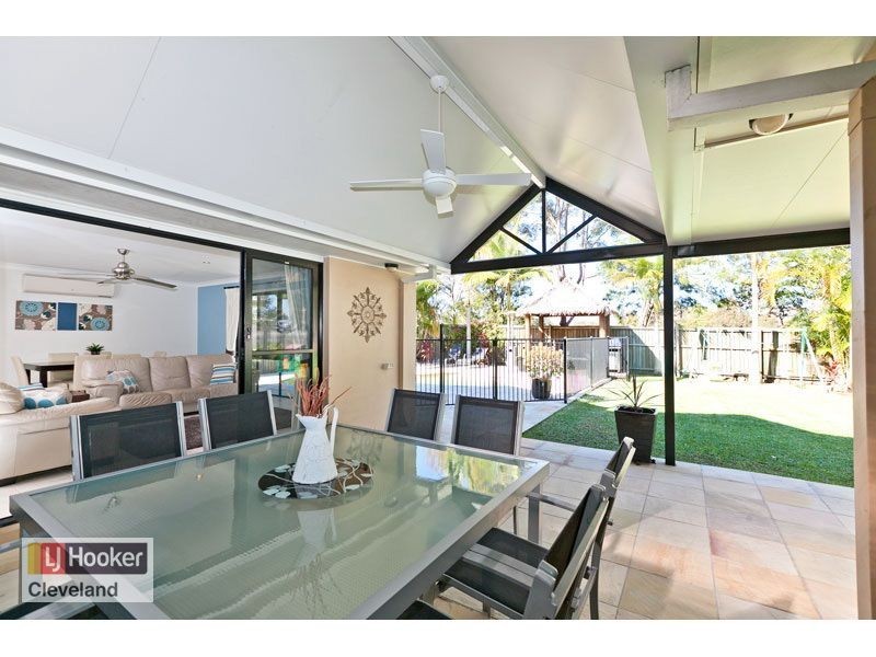 2 Cedarview Place, Wellington Point QLD 4160