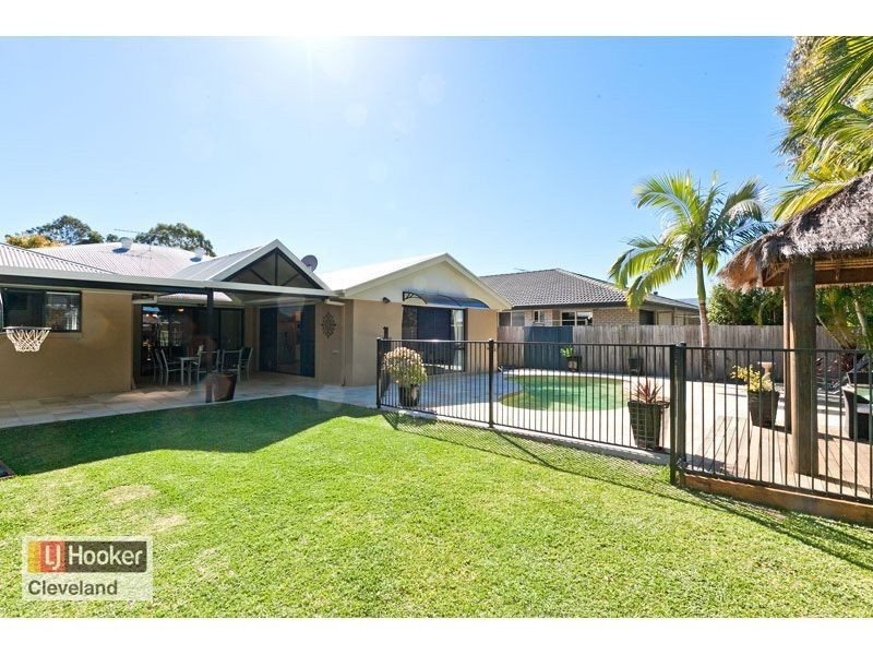 2 Cedarview Place, Wellington Point QLD 4160