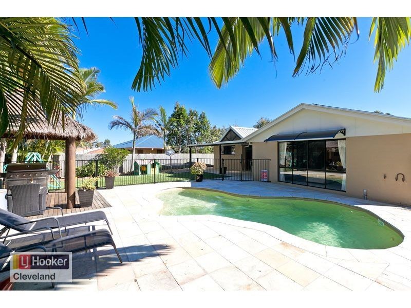 2 Cedarview Place, Wellington Point QLD 4160