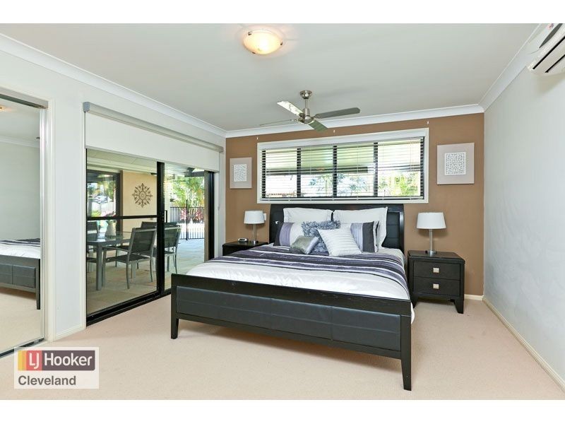 2 Cedarview Place, Wellington Point QLD 4160