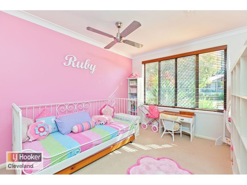 2 Cedarview Place, Wellington Point QLD 4160