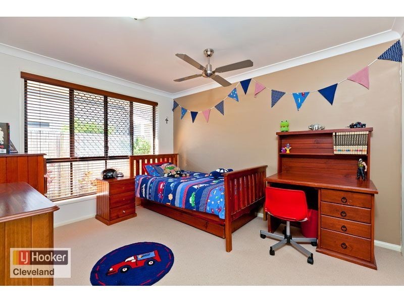 2 Cedarview Place, Wellington Point QLD 4160