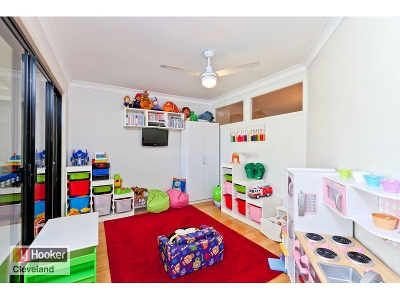 2 Cedarview Place, Wellington Point QLD 4160