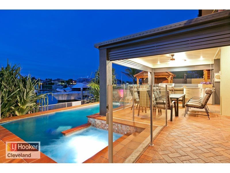12 Mainroyal Court, Raby Bay QLD 4163