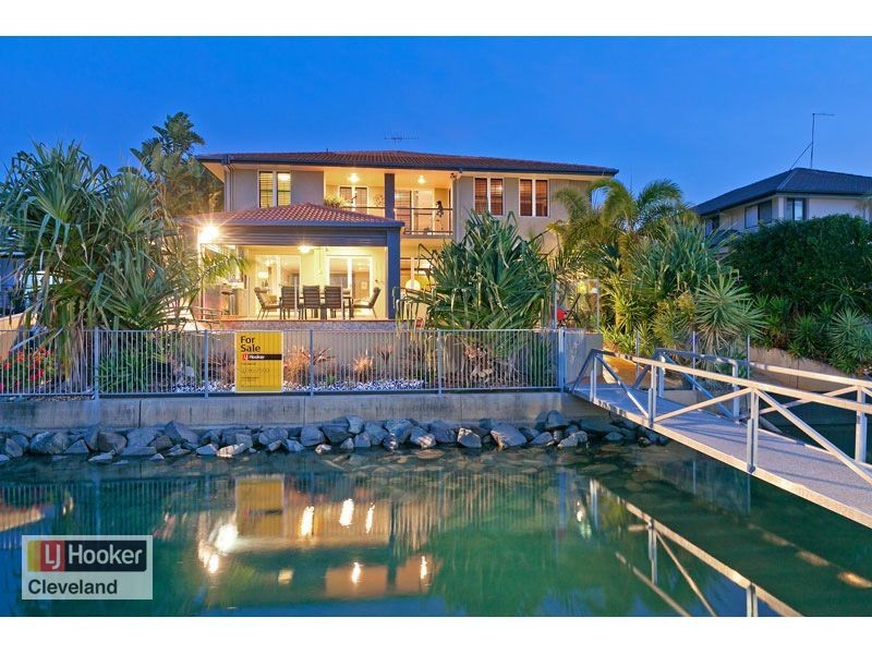 12 Mainroyal Court, Raby Bay QLD 4163