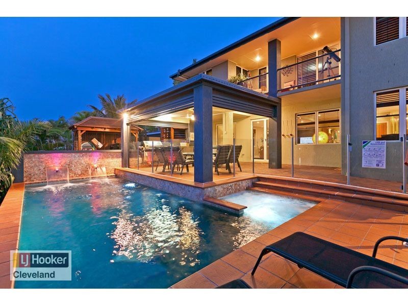 12 Mainroyal Court, Raby Bay QLD 4163