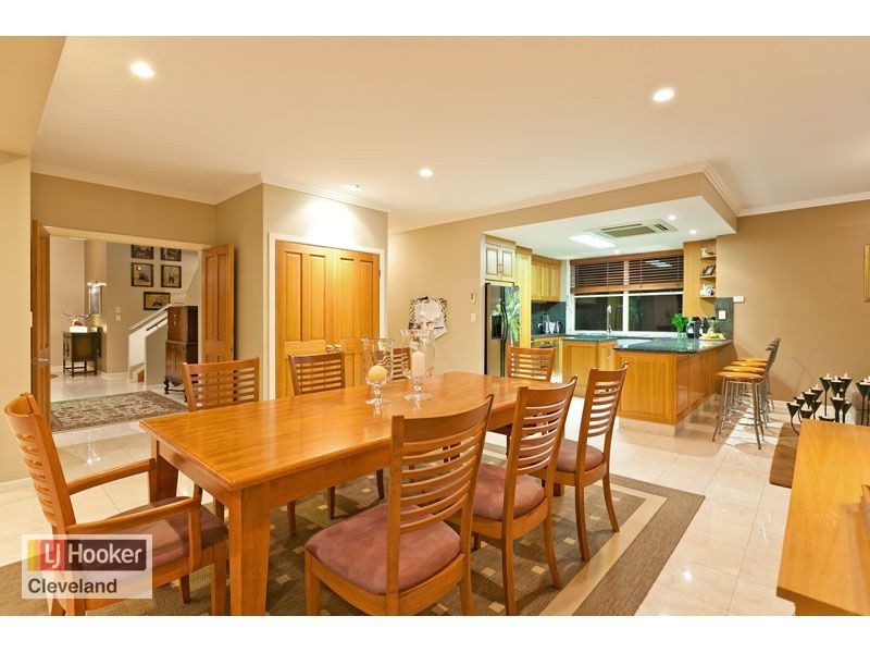 12 Mainroyal Court, Raby Bay QLD 4163