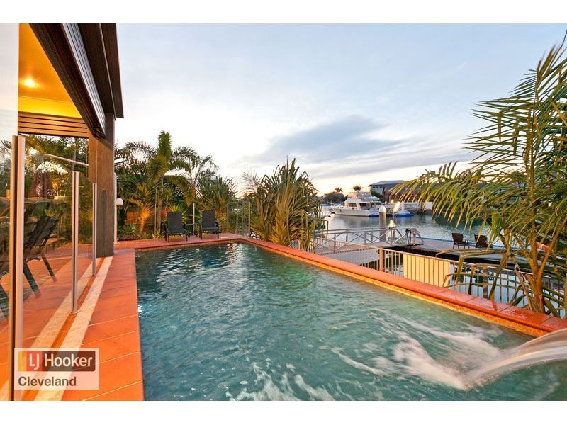 12 Mainroyal Court, Raby Bay QLD 4163