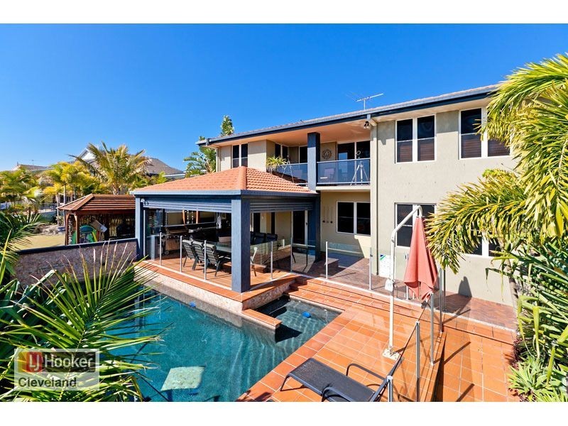 12 Mainroyal Court, Raby Bay QLD 4163
