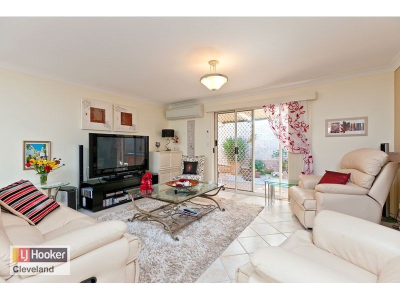 12 Buckler Court, Redland Bay QLD 4165