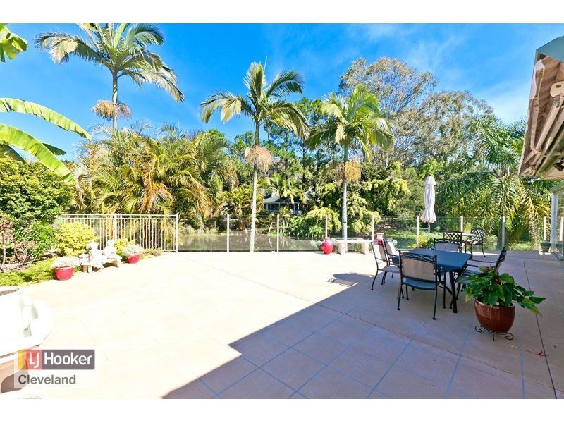 12 Buckler Court, Redland Bay QLD 4165