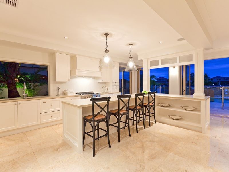 9 Caravel Court, Raby Bay QLD 4163