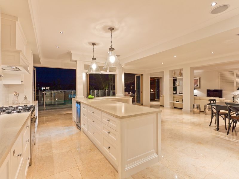 9 Caravel Court, Raby Bay QLD 4163