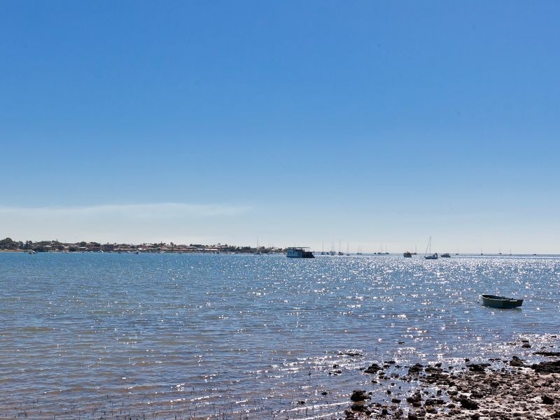 5 White Street, Victoria Point QLD 4165